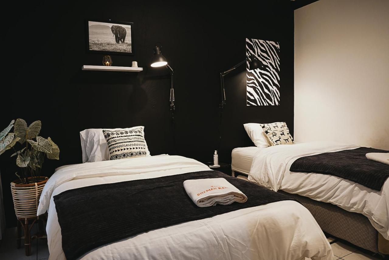 Roemah Renjana Bandung Bed & Breakfast ภายนอก รูปภาพ