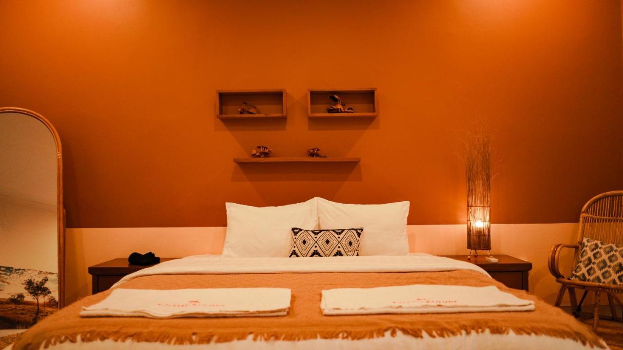 Roemah Renjana Bandung Bed & Breakfast ภายนอก รูปภาพ
