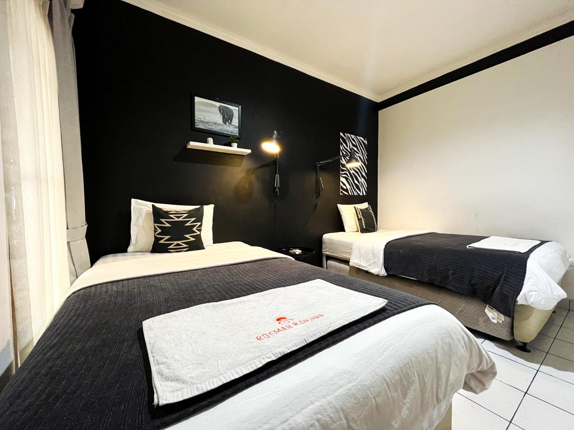 Roemah Renjana Bandung Bed & Breakfast ภายนอก รูปภาพ