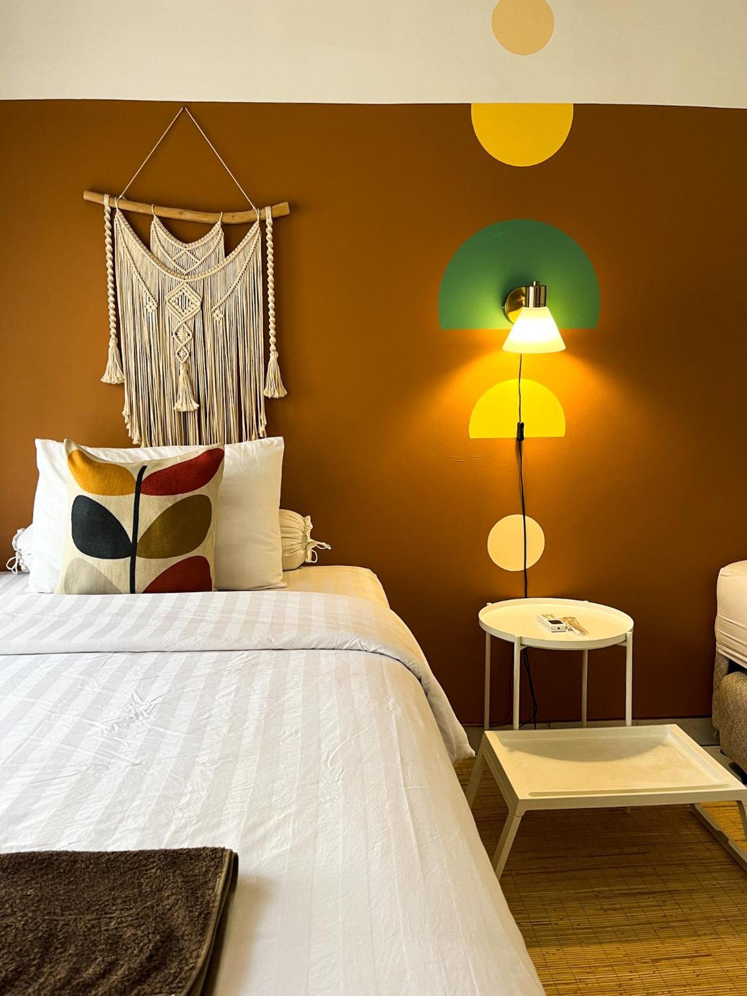 Roemah Renjana Bandung Bed & Breakfast ภายนอก รูปภาพ
